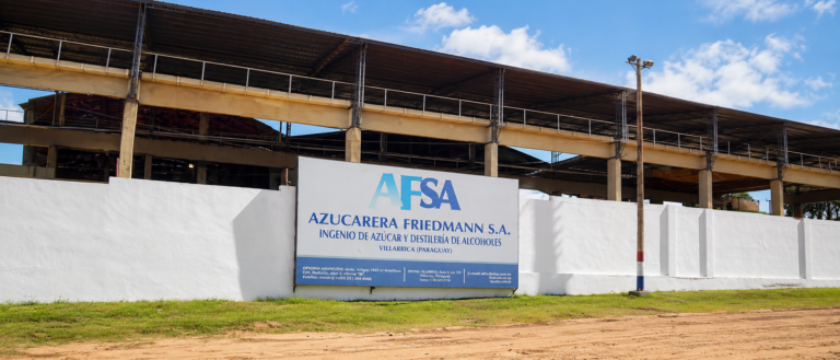 Fachada de Azucarera Friedmann SA, exfábrica de azúcar ubicada en Villarrica.
